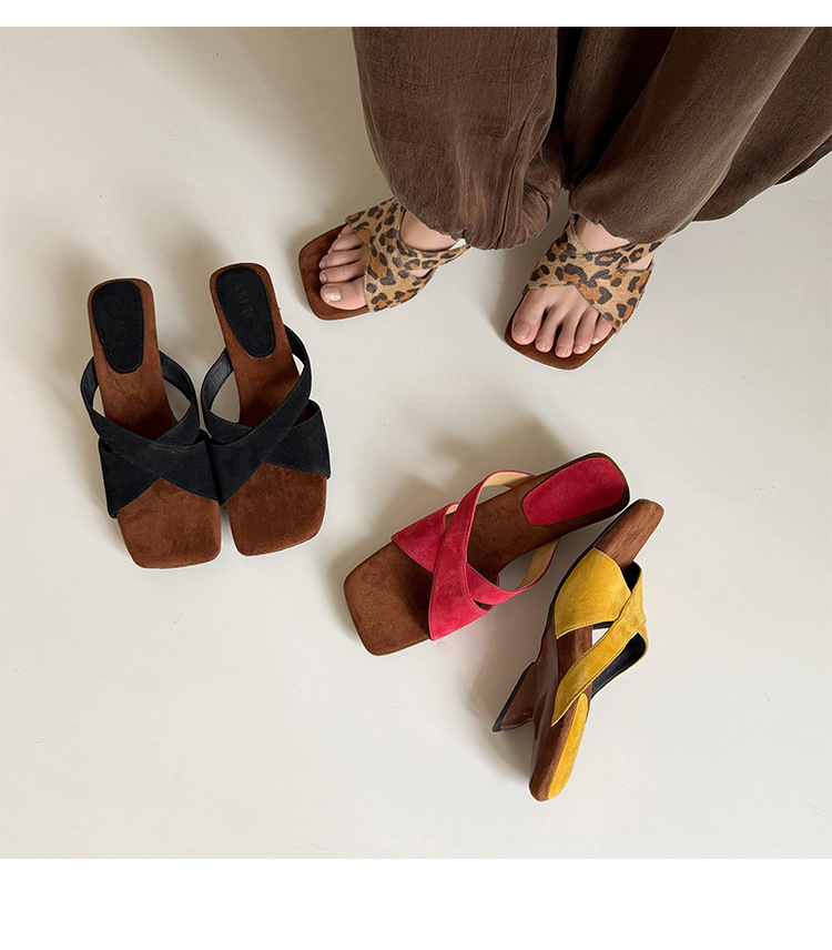 Sandal cao gót nữ quai chéo kiểu Pháp mũi vuông hở ngón, gót xuồng 7 cm — màu đen, Màu da báo, màu vàng, màu đỏ chi tiết 23