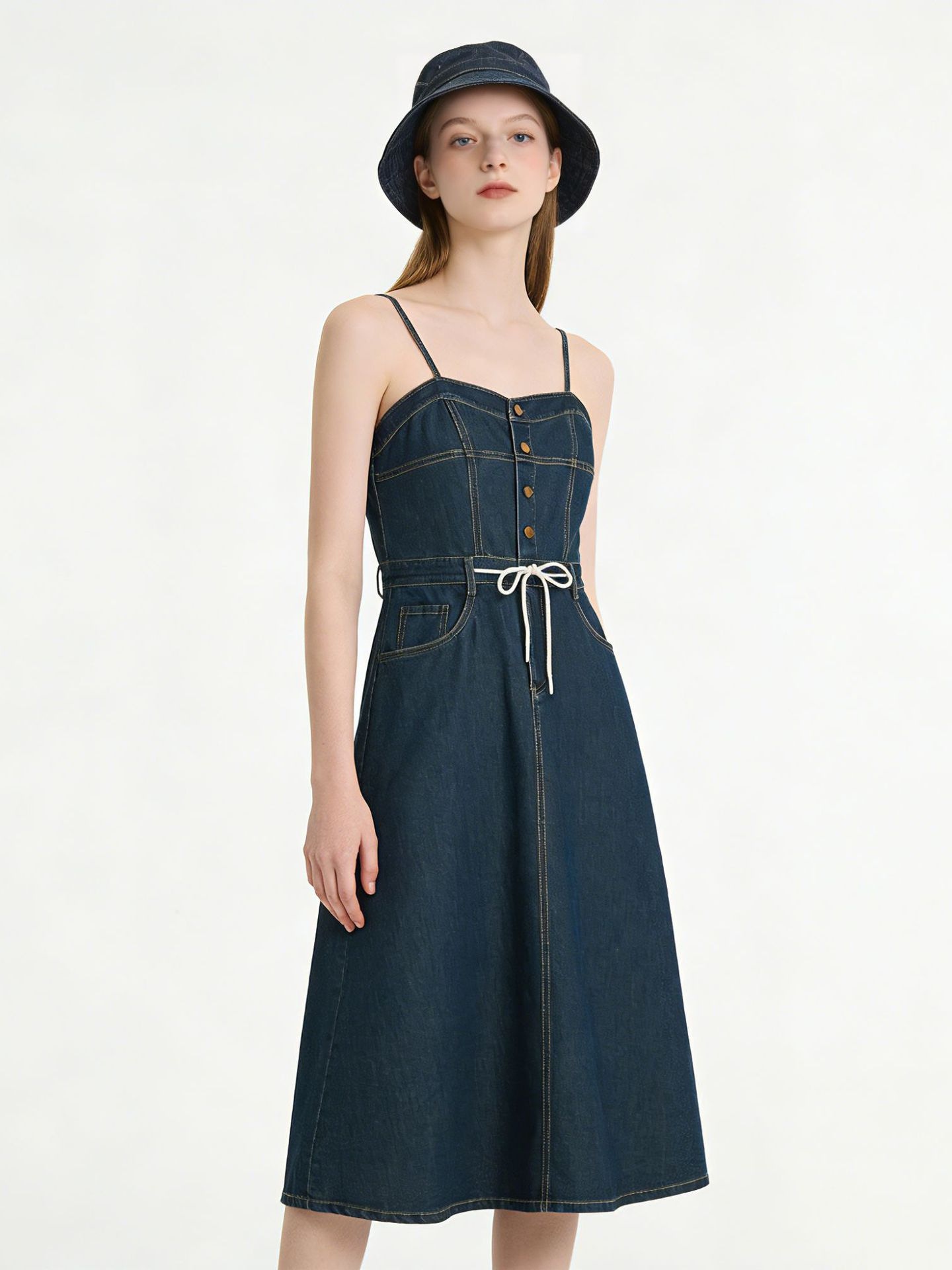 Đầm maxi nữ denim phong cách vintage thiết kế dây đeo thắt eo — xanh lam