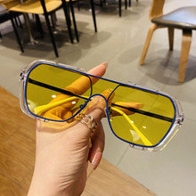 新款太阳镜 墨镜 男女潮网红连体大框夏防紫外线强光开车专用眼镜