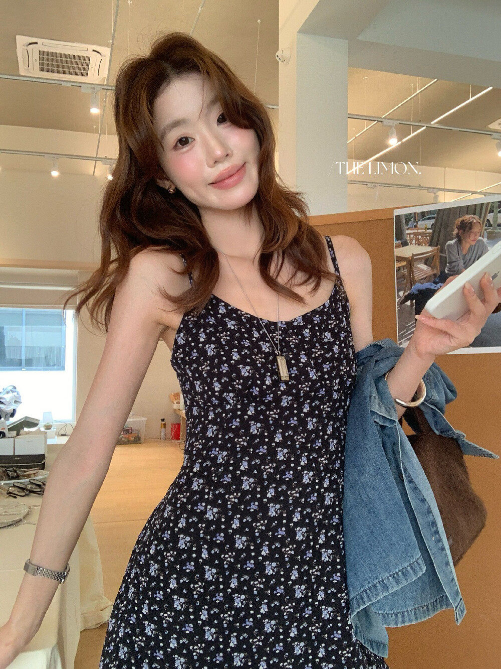 Đầm dây xòe nhẹ họa tiết hoa nhí cổ điển Pháp, eo thon, dáng ngắn mùa hè — màu đen chi tiết 14