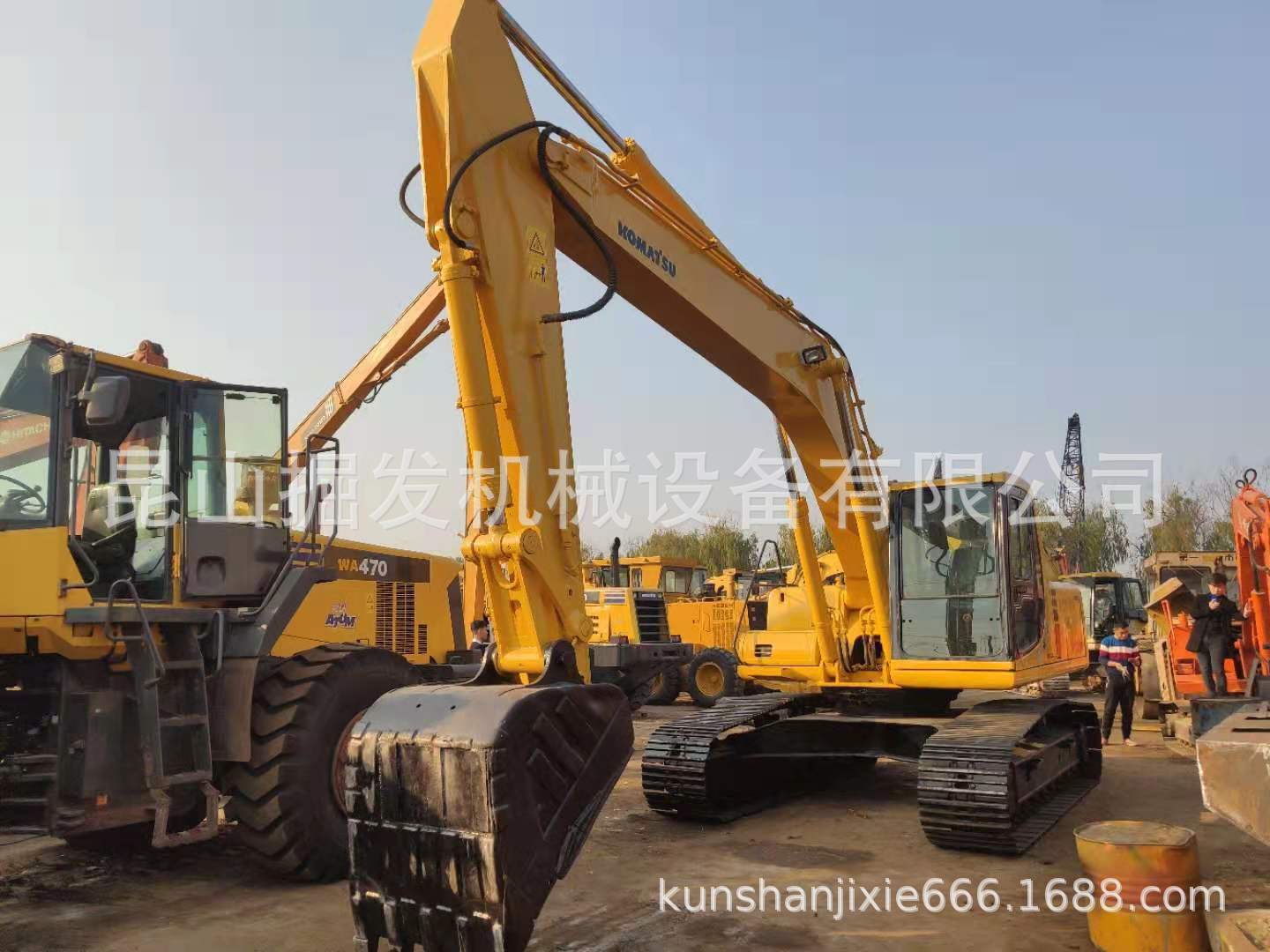 出售二手小松PC220-6-7挖掘机22t挖机