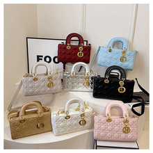�羳���Q2025�ٴ��¿����r�н�����F�ٴ�Ů���������Ů�μ��