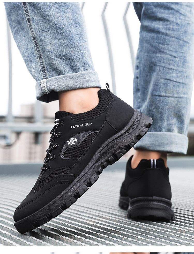 ShoeGlobe Construction Site Outdoor Middle-Aged And Elderly Sports Shoes Mountaineering Men's Wear-Resistant Waterproof Anti-Slip_voghion.com