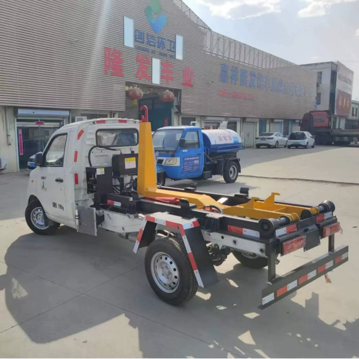 福田祥菱可卸式垃圾车   3立方环卫勾臂垃圾车  环卫车生产厂家