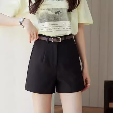Black shorts for women's spring and autumn hit 2024 new style, small, high-waist, slimming casual pants, wide-leg pants, suit pants