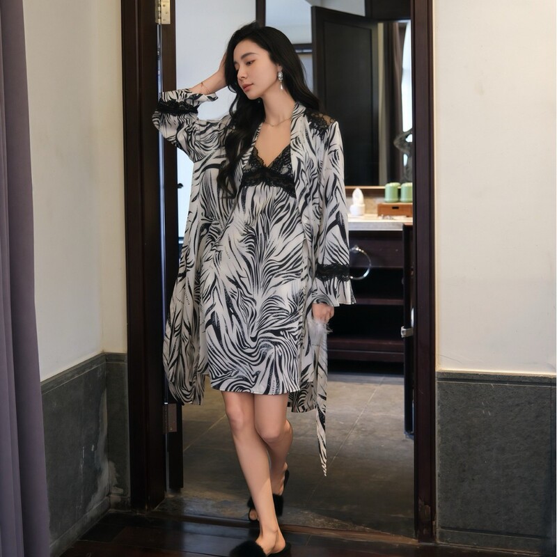 2025 Hera Bella Home Wear Sexy Lace V-Neck Ice Silk Camisole Shawl Pajamas Two-Piece Set Simple and Casual