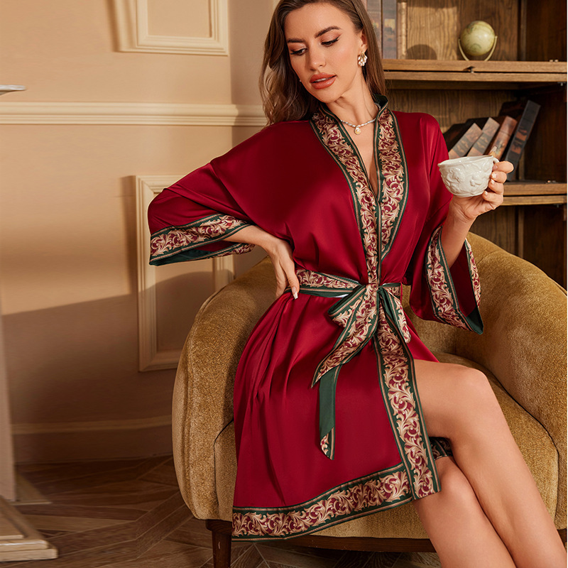 Yaoting verano nuevo estilo elegante retro nuevo estilo camisón chino mujer lujo noble casa bata de baño de satén 3370