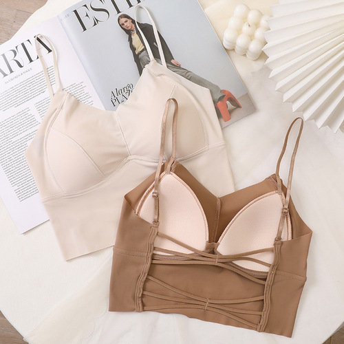 Seamless underwear, women's ice silk sexy latex back underwear, no wire bra, wholesale push-up tube top bra