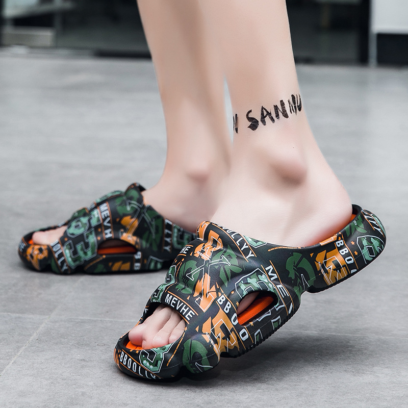 Fashionable leisure one kick garden shoes in the inside and outside…