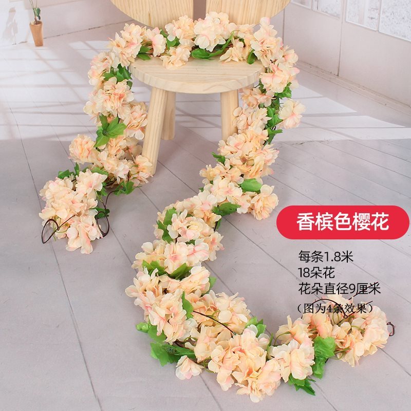 模擬バラの花の籐の天井装飾造花の蔓が暖房、エアコン、水道管をカバーし、プラスチック植物を巻き付ける|undefined