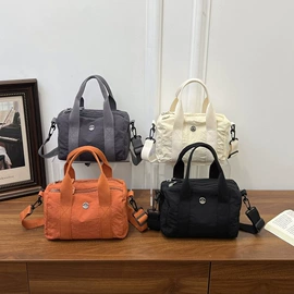 幼儿园书包;中大学生书包;小学书包