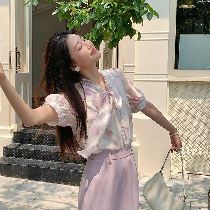 起范 夏季法式晕染印花蝴蝶结短袖衬衫女温柔风飘带V领上衣86065