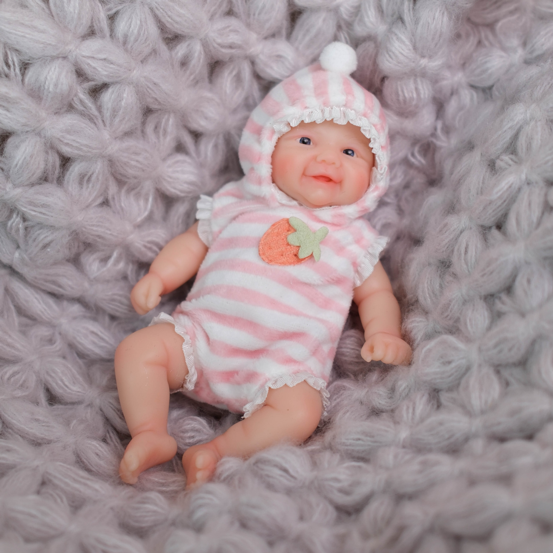 15 cm pegatinas de fresa lapin Q bala simulación de muñeca de renacimiento de silicona sólida para niños Navidad silicona sólida