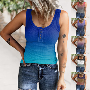 �羳�W�����QŮ�b�¿���ƴɫ�u׃ɫ�o�䱳�ĕr���������^�~������