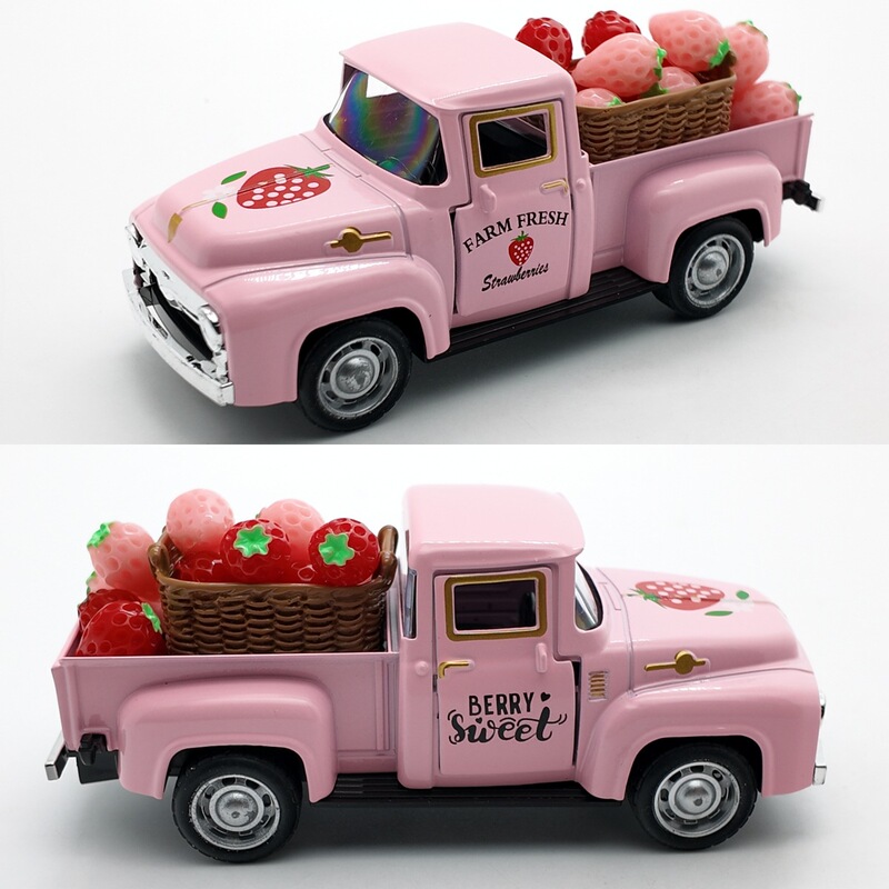 Cross Border 12.5cm Vintage Pickup Classic Car Strawberry Fruit Decoration