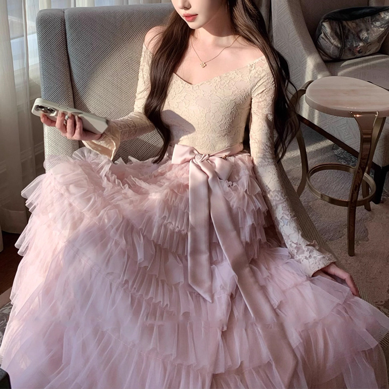Watching ▏ Pink Li Manwu~Retro French Lace Fluffy Cake Skirt Dress (Plus Velvet) Watching ▏ Pink Li Manwu~Retro French Lace Fluffy Cake Skirt Dress (Plus Velvet)