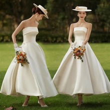 影樓法式主題韓版婚紗攝影草坪簡約抹胸拍照白色緞面蓬蓬裙禮服