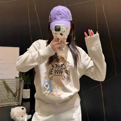24 秋冬レディースセータークマ刺繍ラウンドネックプルオーバー長袖多用途