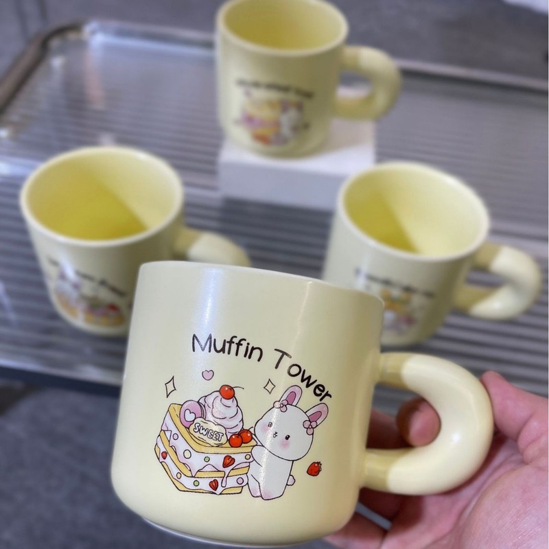 卸売夏の漫画学生クリエイティブセラミックカップオフィススプーンコーヒーカップ蓋付きインかわいいカップルウォーターカップ|undefined