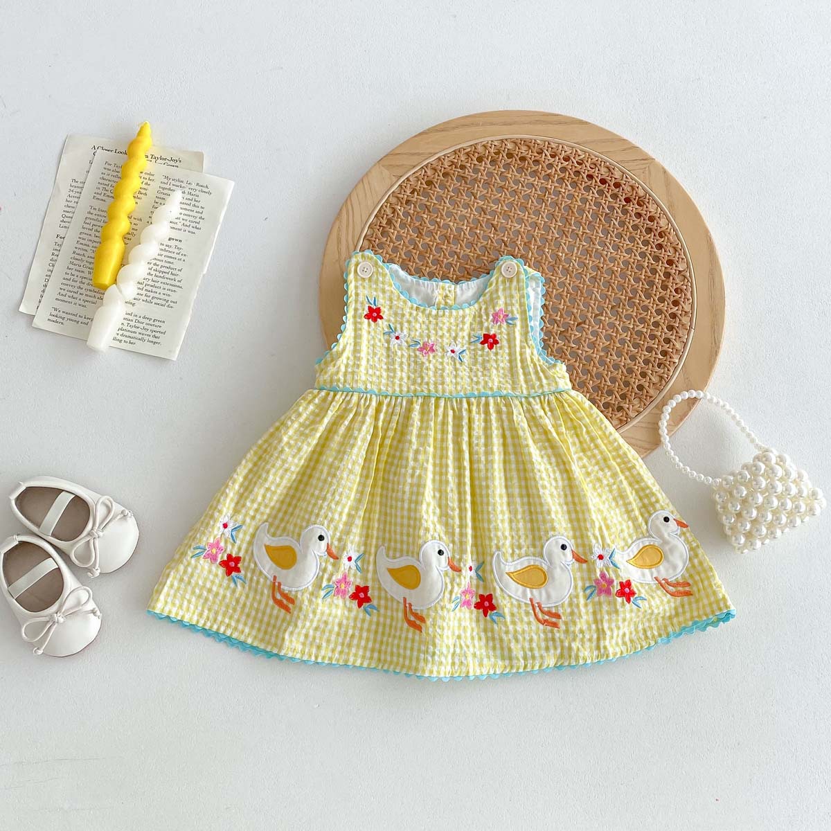 Children's Wear Girl's Summer dress Cute Cartoon Duck Vic Skirt Baby's Western Style Embroidered Princess Paid Dress