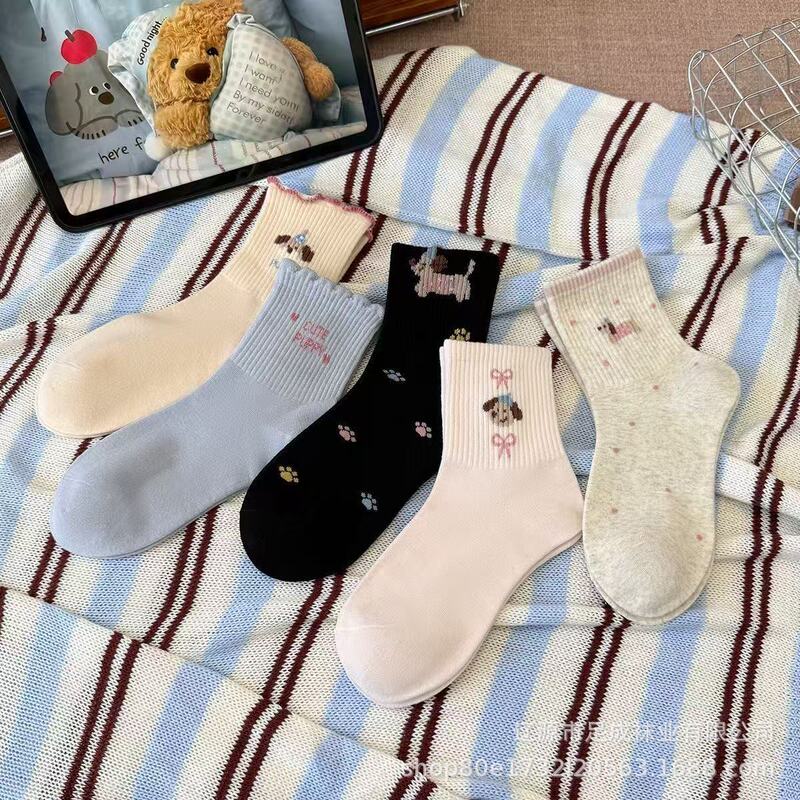 New autumn and winter women's cotton socks with puppy jacquard pattern, mid-length, versatile, dopamine-inspired, ruffled edges, breathable and sweat-absorbent, trendy women's socks New autumn and winter women's cotton socks with puppy jacquard pattern, mid-length, versatile, dopamine-inspired, ruffled edges, breathable and sweat-absorbent, trendy women's socks