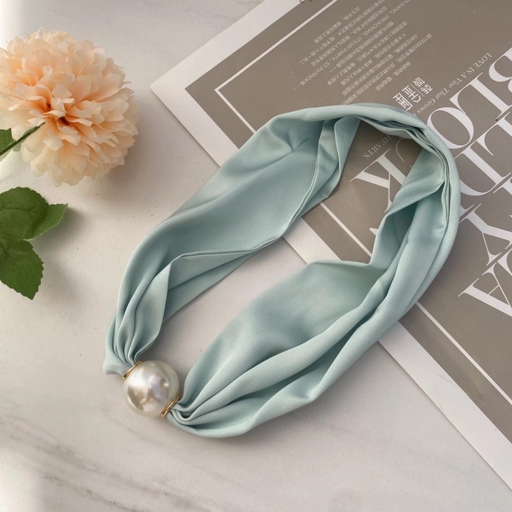 светло-зеленый