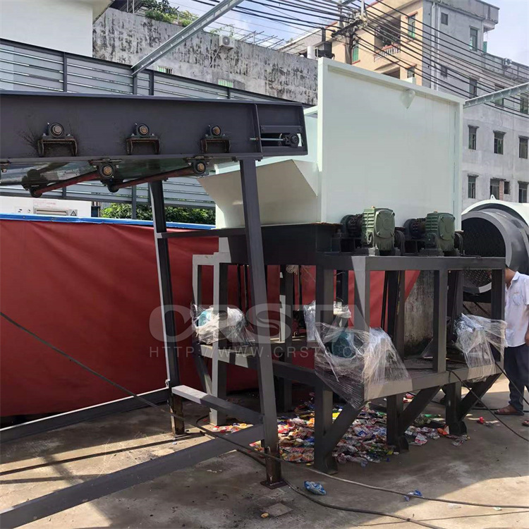 南非区域PET塑料水瓶脱标破碎清洗设备 废旧矿泉水瓶去标清洗机