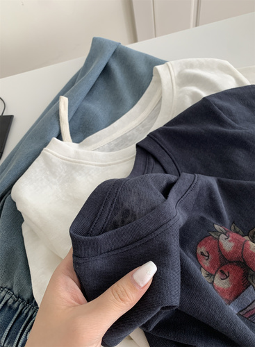 Women's Loose Round Neck Short Sleeve Top with Snowflake Cotton, 2025 Summer Thin Han-style Youthful Cat Fruit Print T-shirt