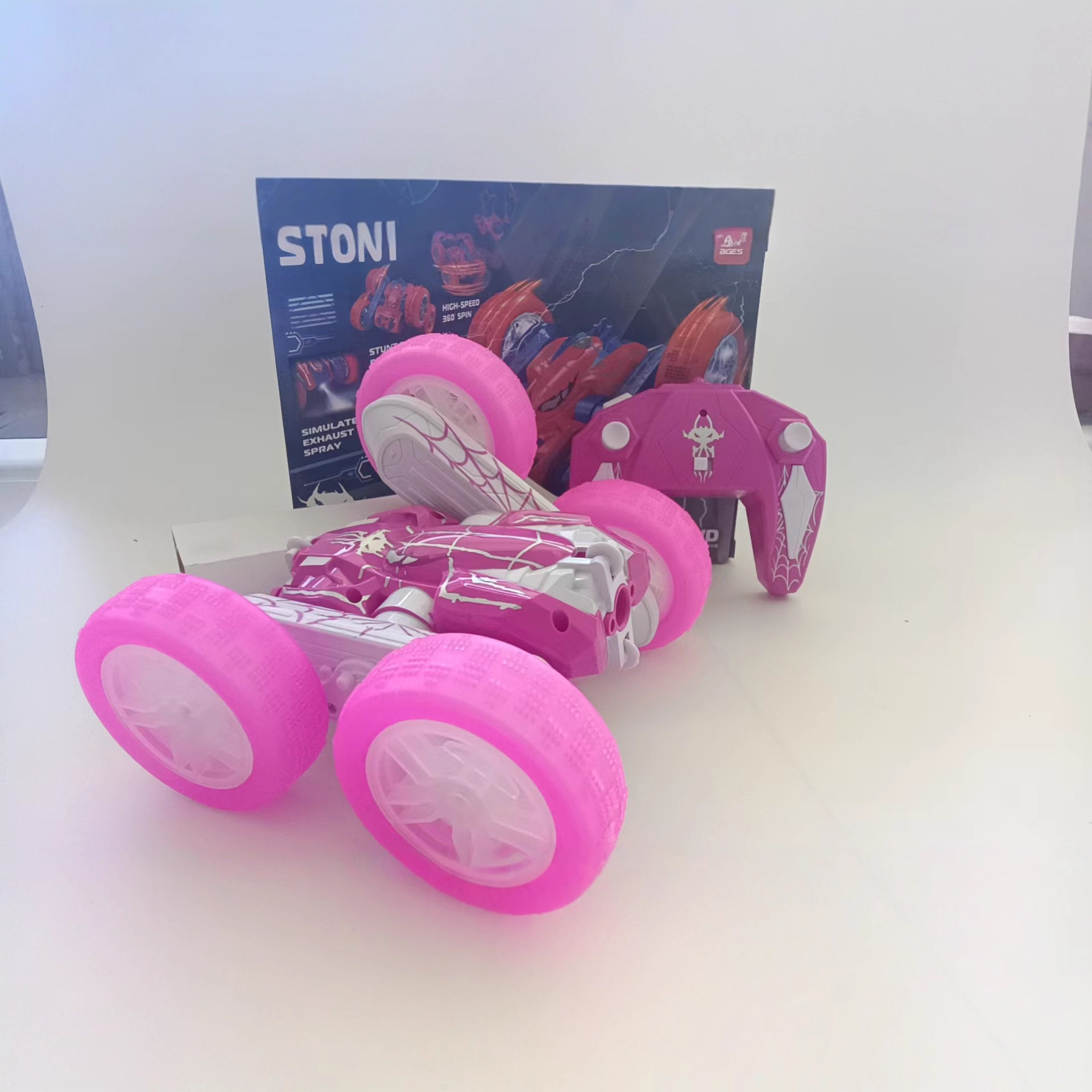 Transfronterizo 360 ° vehículo de control remoto doble cara rodante vehículo de acrobacias de control remoto de cuatro ruedas 2.4 deformación todoterreno vehículo de juguete de cuatro ruedas