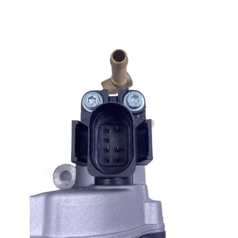 Suitable for Volkswagen Skoda Throttle Body Assembly 030133064F 030133064D 030133064Q