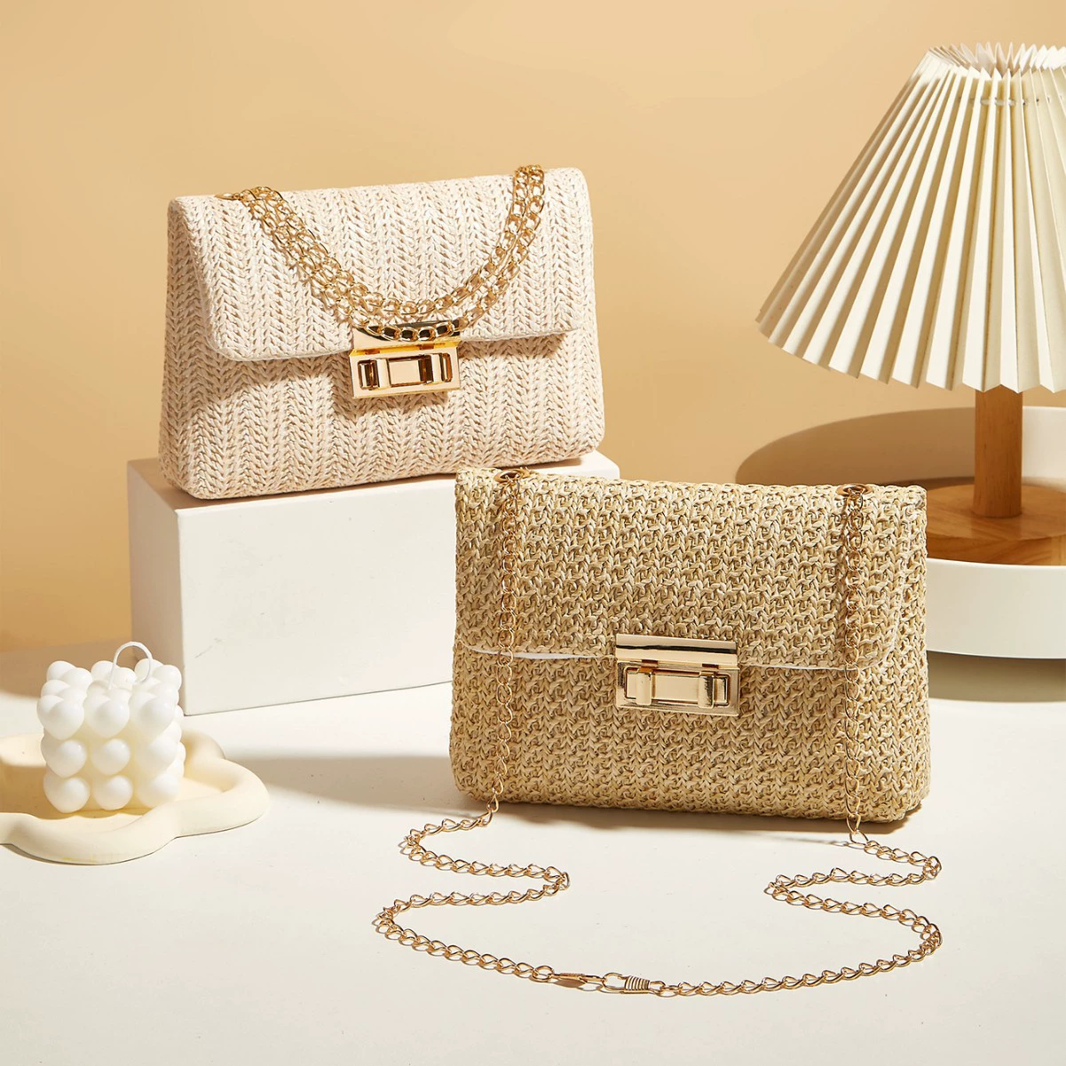 [Просс-горячий товар] 2024, модная сумка через плечо, модная соломенная женская сумка в корейском стиле, закрытая простая маленькая квадратная сумка с замком