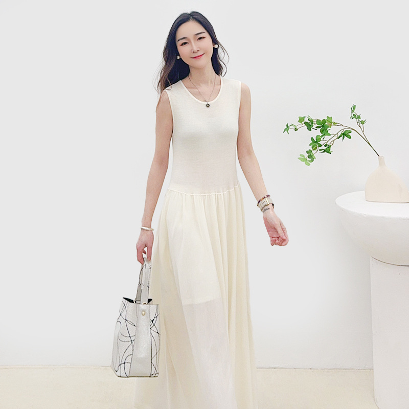 Mulberry silk wool vest skirt dress 2025 spring and summer new temperament hidden meat skirt sleeveless knitted dress for women