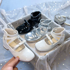 童皮鞋;童凉鞋;童皮靴