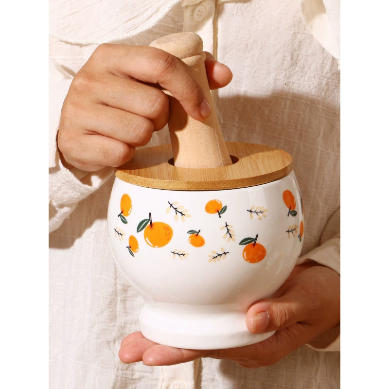 Специальная утолщенная чесночная мельница в ретро-стиле для измельчения чеснока, ручная давилка с крышкой, коммерческая фарфоровая банка с резьбой для измельчения.