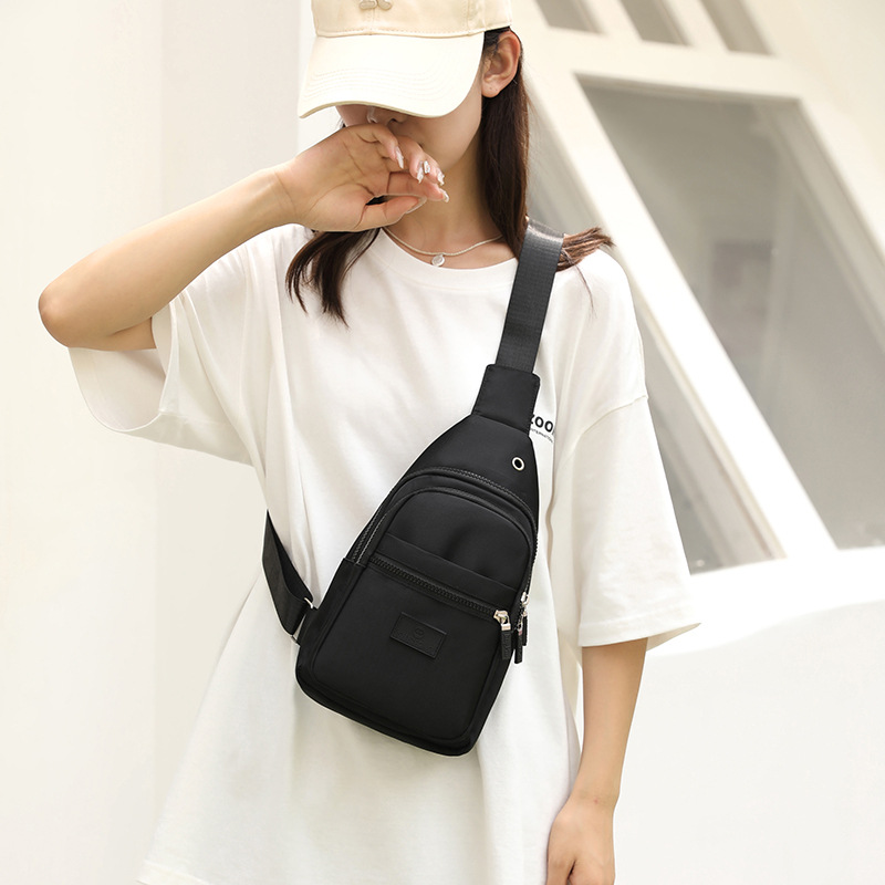 New Cross-border Travel Fashion Women's Oxford Cloth Waterproof Travel Crossbody Bag Lightweight Large Capacity Chest Bag