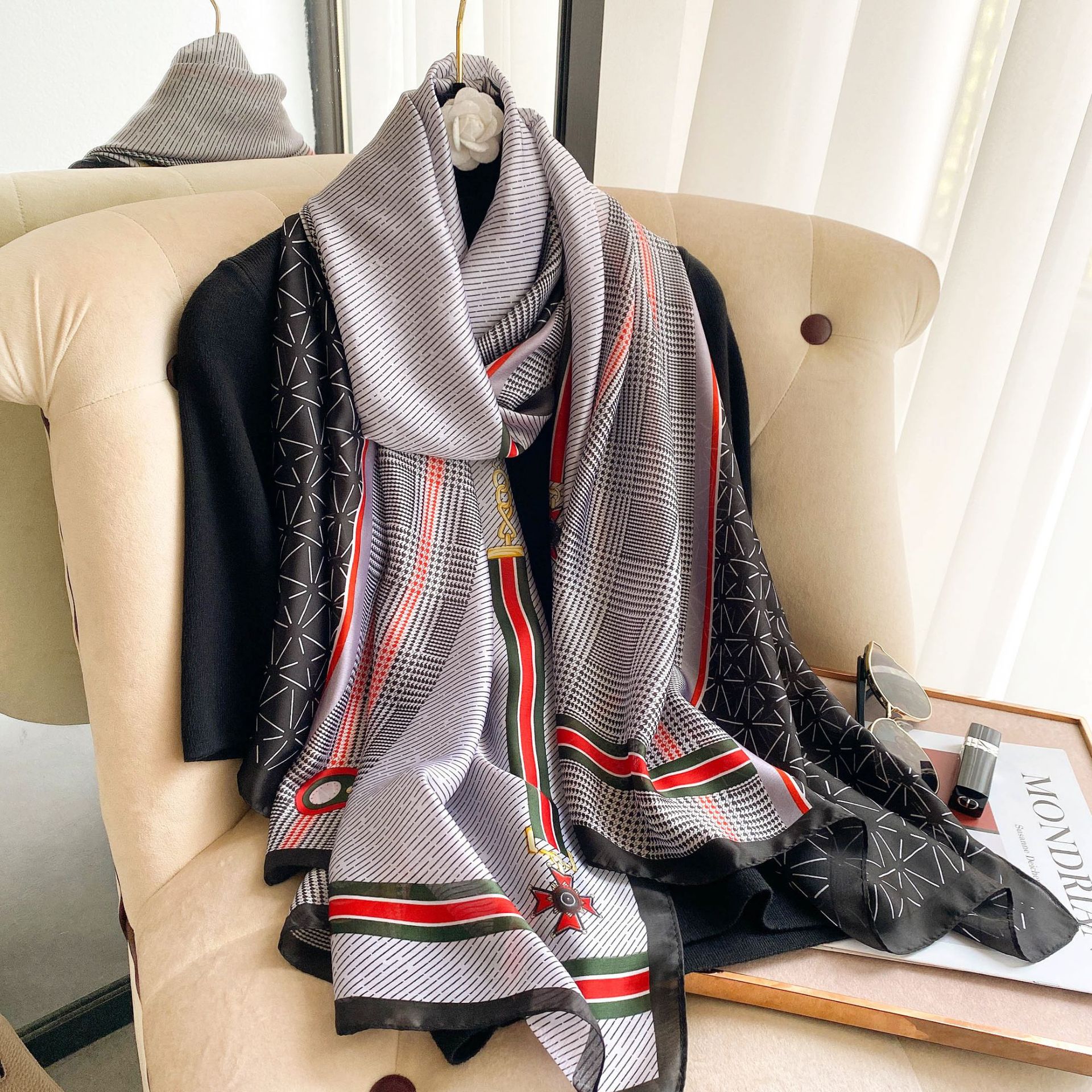 Silk Scarf Women's Spring and Summer Fashion Imitation Silk Travel Versatile Lightweight Air Conditioning Shawl_voghion.com