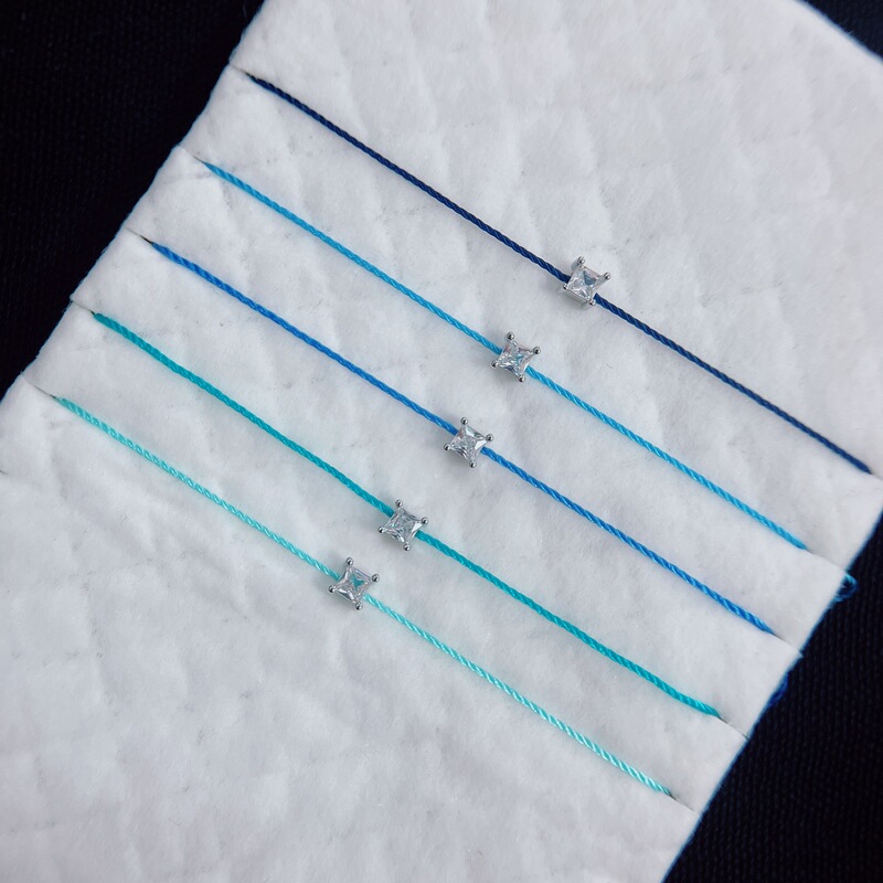 French Red Rope Bracelet Princess Square Diamond Hand-Woven Couple's Birth Year Bracelet Best Friend Graduation Bracelet for Women