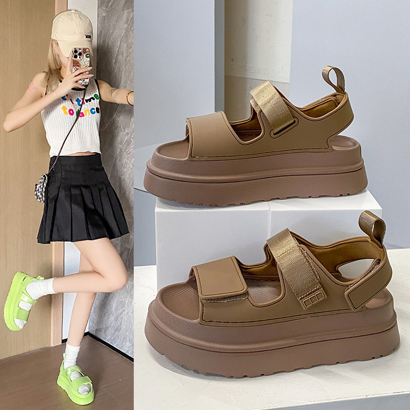 Ug Sandals Are Breathable and Comfortable, Women's Sandals with Rubber and Plastic Thick Soles, Suitable for Long Standing and Commuting Without Tiring the Feet, with Velcro Straps, Beach Shoes for Women