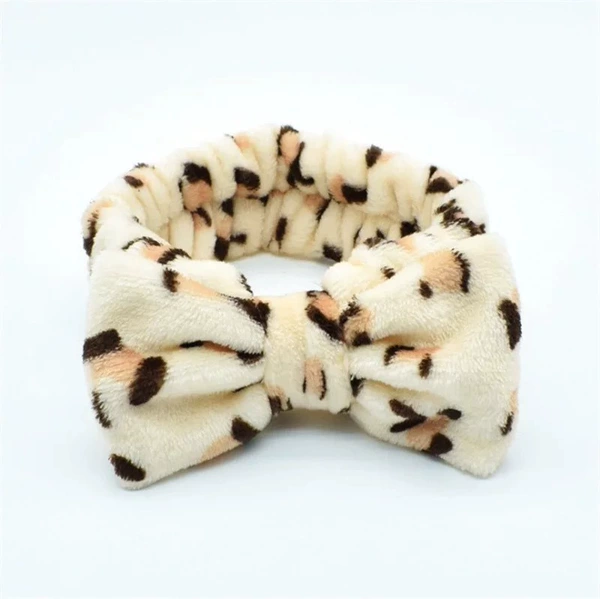Almond leopard print