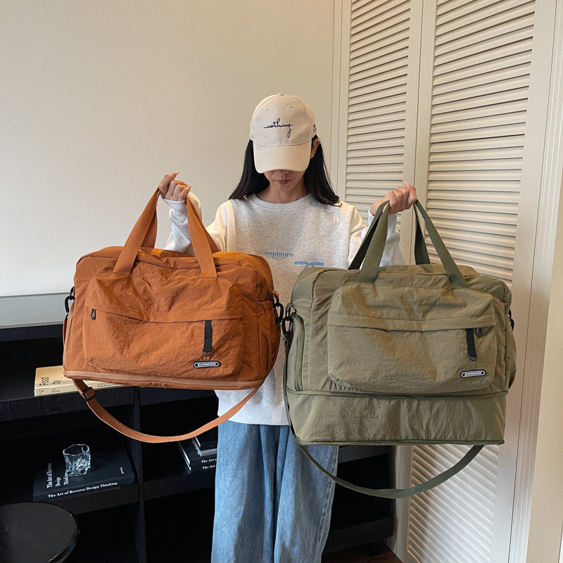 Gym bag with wet and dry separation, training bag, tote bag, short trip travel bag, large capacity swimming bag for men and women.