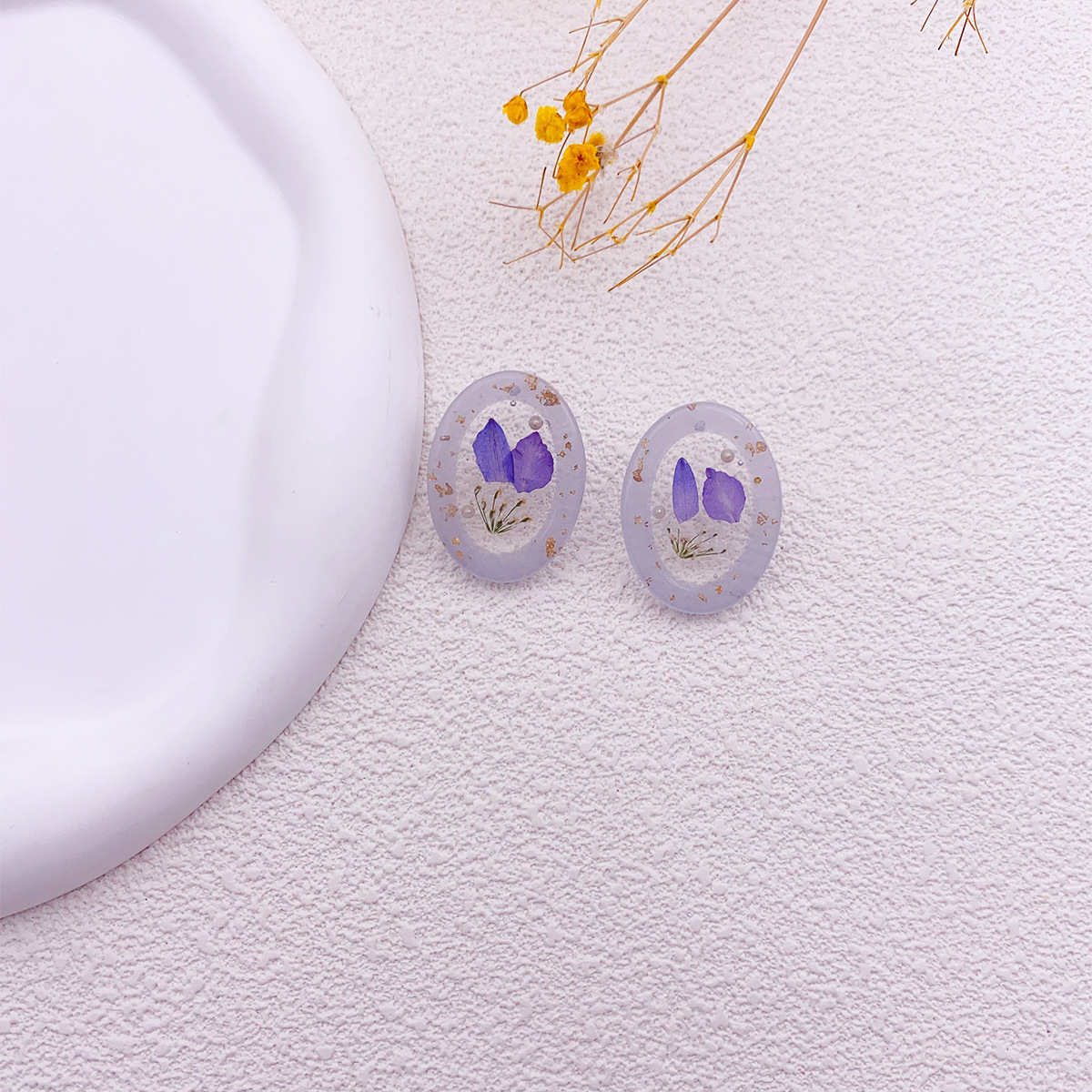 1 Pair Simple Style Flower Printing Plastic Resin Ear Studs display picture 4