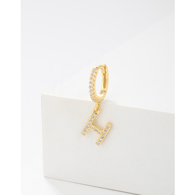 Amazon transfronterizo 925 plata esterlina 26 letras pendientes de estilo europeo y americano pendientes de orejas de orejas de orejas