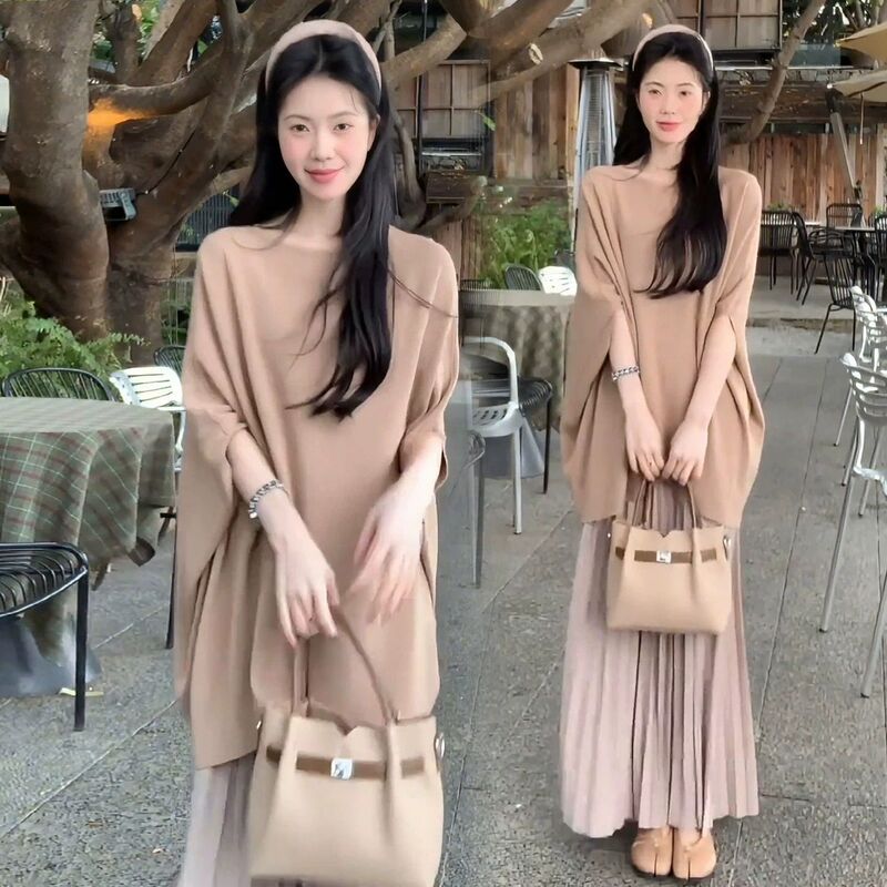 Lazy Style Off-Shoulder Batwing Sleeve Knit Sweater for Women, Summer Design, Loose Pullover Short-Sleeve Top, Gentle and Professional Style Lazy Style Off-Shoulder Batwing Sleeve Knit Sweater for Women, Summer Design, Loose Pullover Short-Sleeve Top, Gentle and Professional Style