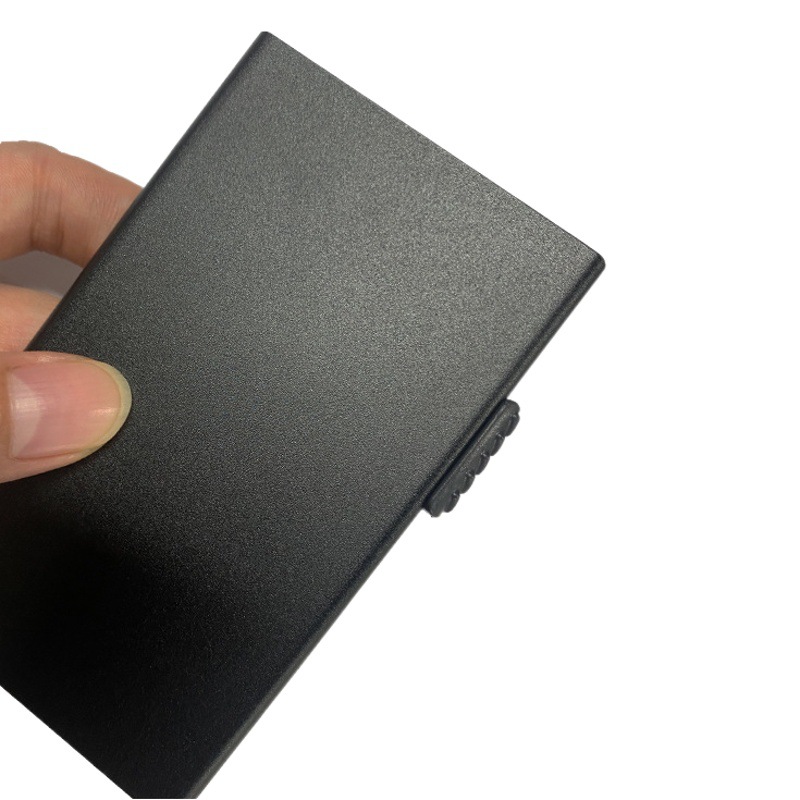 Venta caliente de comercio exterior caja de tarjeta de crédito automática de metal paquete de tarjeta titular de la tarjeta Fábrica en stock al por mayor de aluminio aleación de titanio RFID paquete de tarjeta
