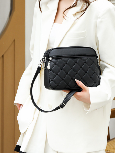 sophisticated shoulder bag
