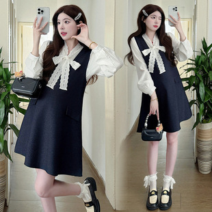 Pregnant Women's suit to Cover Pregnant Belly 2025 Early Spring New Small Temperament Strap Embroidered Shirt + Washed Denim Skirt