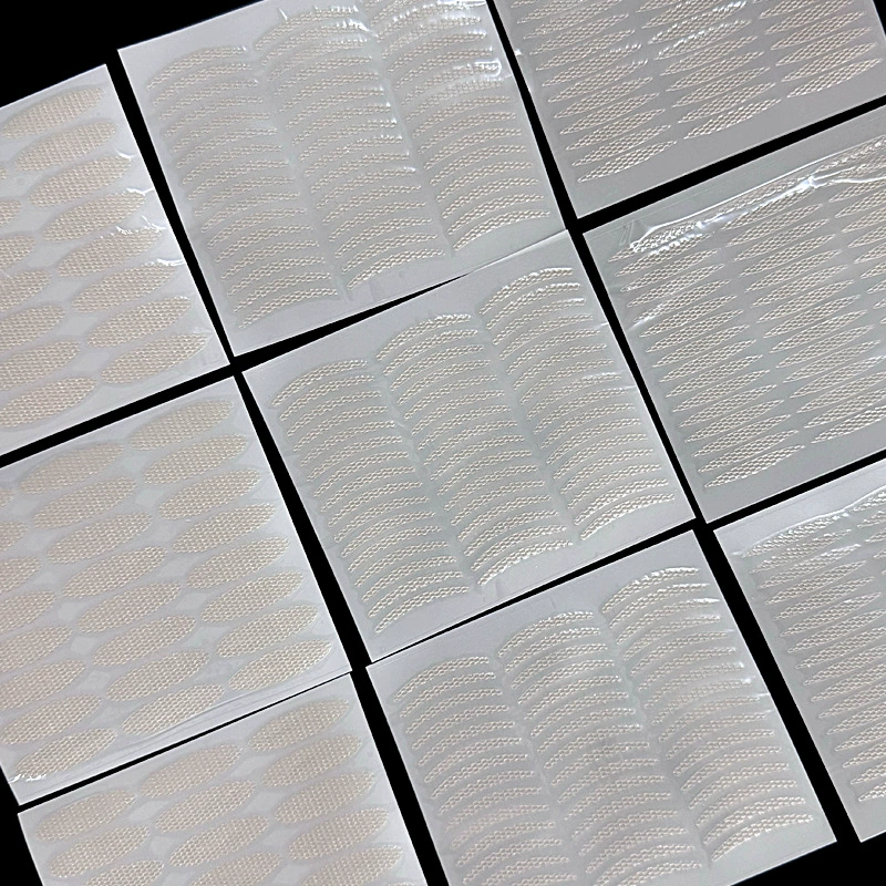 Когда он встречает воду, он прилипает к двойным веяним