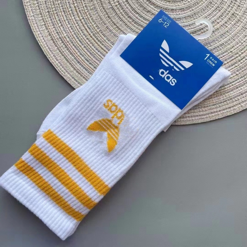 2024 primavera y otoño AGREGAR calcetines de baloncesto deportivos de media pantorrilla de tres hojas de hierba alta marca de moda corriendo calcetines de fútbol