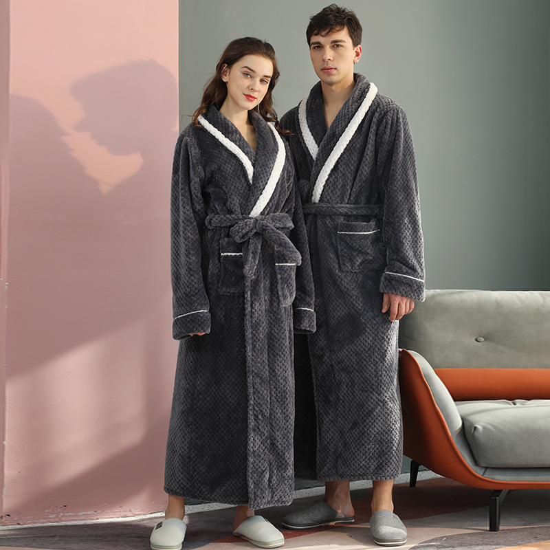 Flannel women's men's velvet long bathrobe