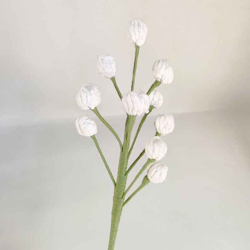 Ramo de flores eternas tejidas a mano multicolor acabado flor falsa Ramo de frutas pequeñas tejidas a todo fósforo de lana con hierba